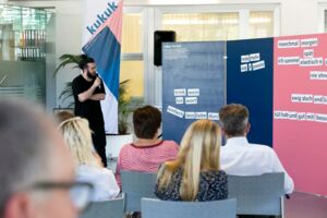 Poetry-Wall -LKH.FK.104.JPG