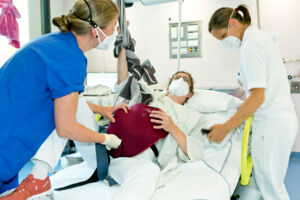 LKHB Geburtssimulationstraining 7.JPG