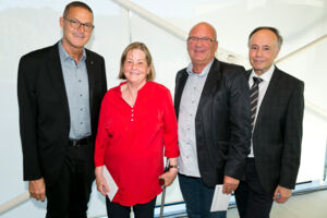 vl_LR_Bernhard_Maria_Gasser 45_Kindergarten_RT_Peter_Vaschauner 40Jahre_....jpg