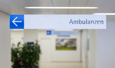 Ambulanzen Schild LKHZ