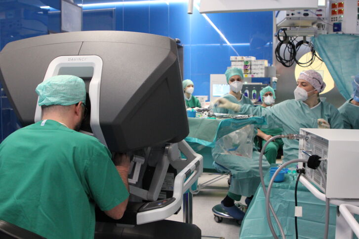 Chirurgie OP Roboter@VLKH (2).JPG
