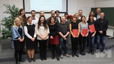 gruppenfoto_abschluss_neurogierig__1_.jpg