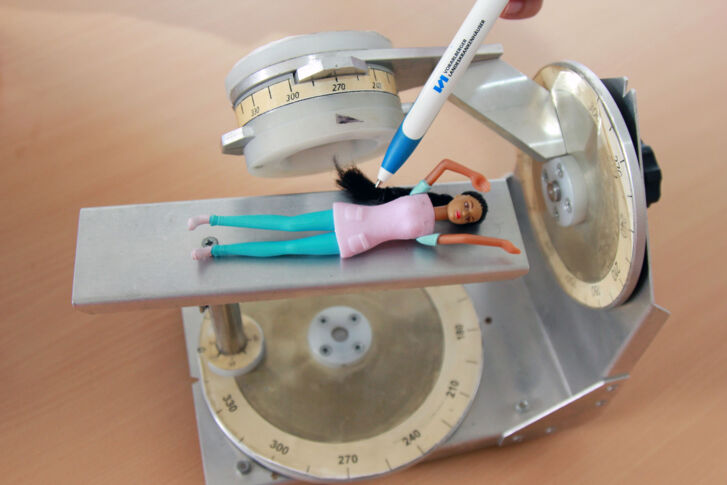 1_Symbolbild_Strahlentherapie_Berechnung_Strahlung_Becken_072018.jpg